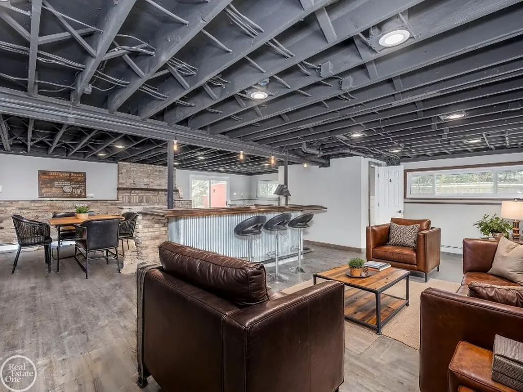 6026 Via Toscana Street Troy City MI 48085