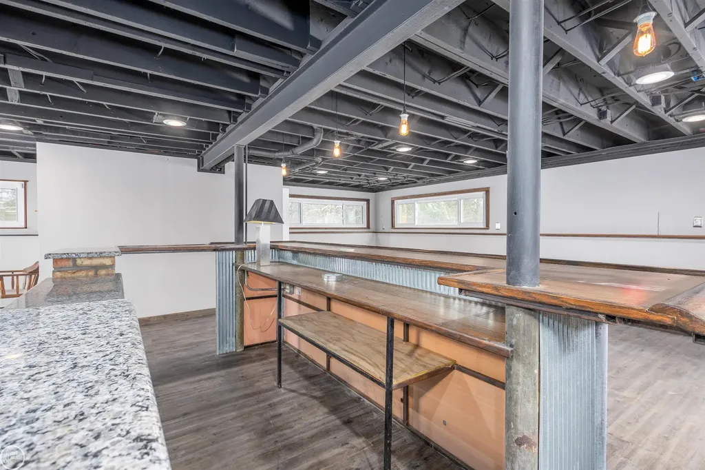 6026 Via Toscana Street Troy City MI 48085