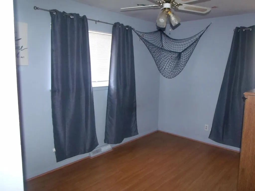 8467 Darlene Street Warren City MI 48093