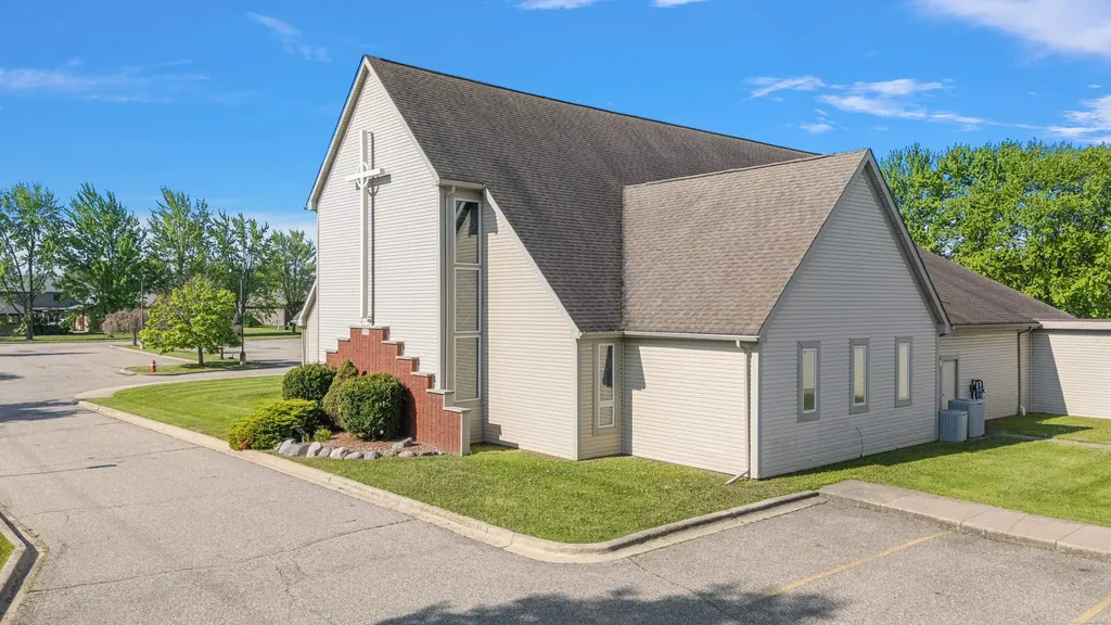42681 Hayes Road Sterling Heights City MI 48313
