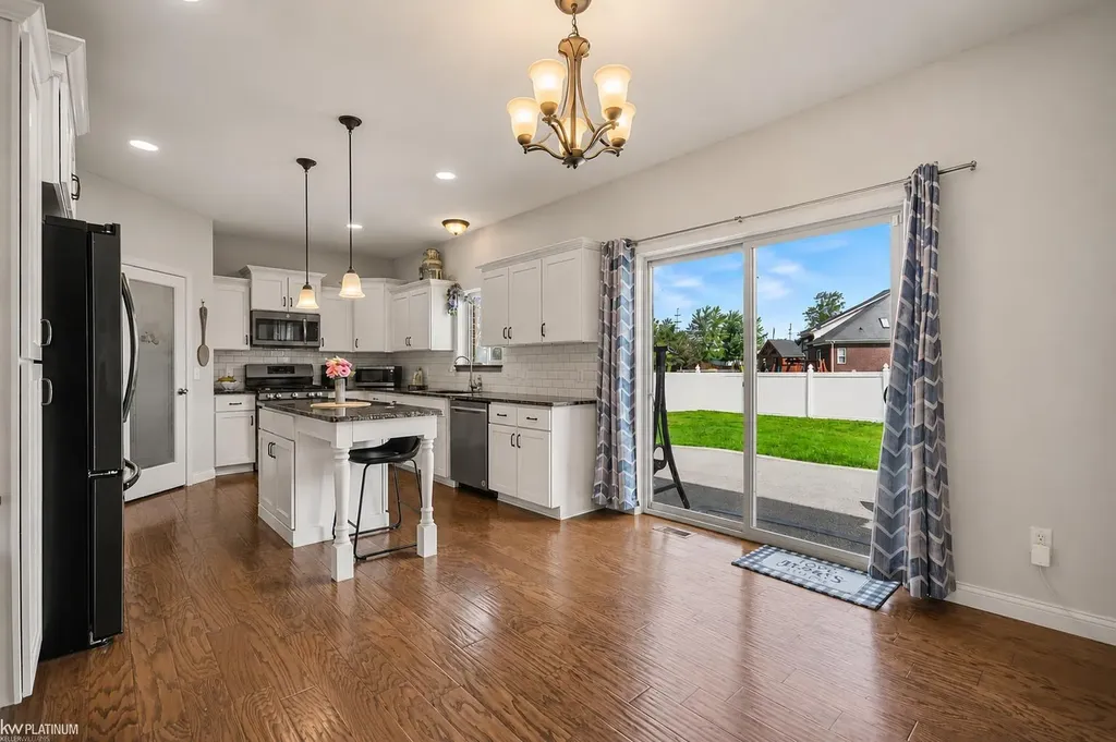 31078 Lions Pointe Drive Chesterfield Township MI 48047