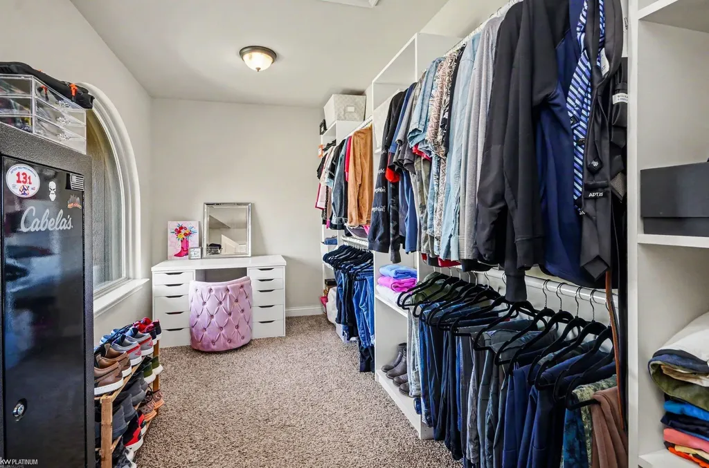31078 Lions Pointe Drive Chesterfield Township MI 48047