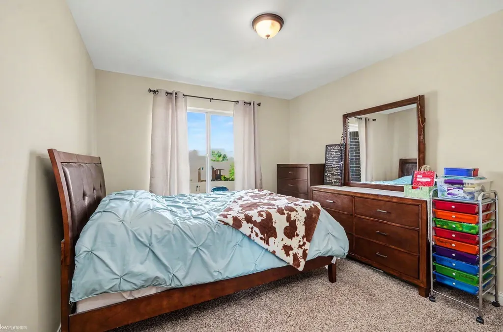 31078 Lions Pointe Drive Chesterfield Township MI 48047