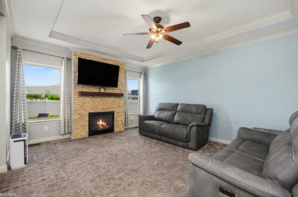 31078 Lions Pointe Drive Chesterfield Township MI 48047