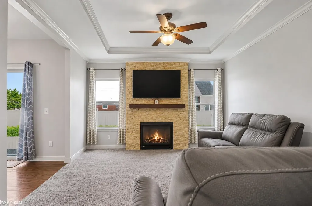 31078 Lions Pointe Drive Chesterfield Township MI 48047