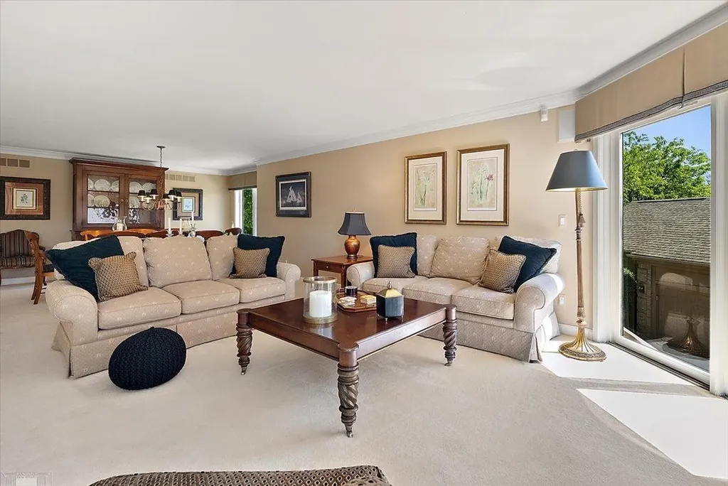 26151 Harbour Pointe Drive Harrison Charter Township MI 48045
