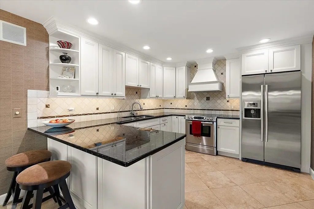 26151 Harbour Pointe Drive Harrison Charter Township MI 48045