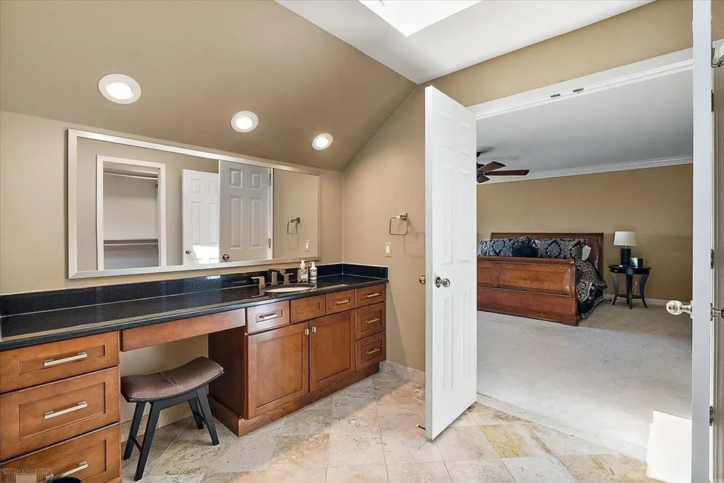 26151 Harbour Pointe Drive Harrison Charter Township MI 48045