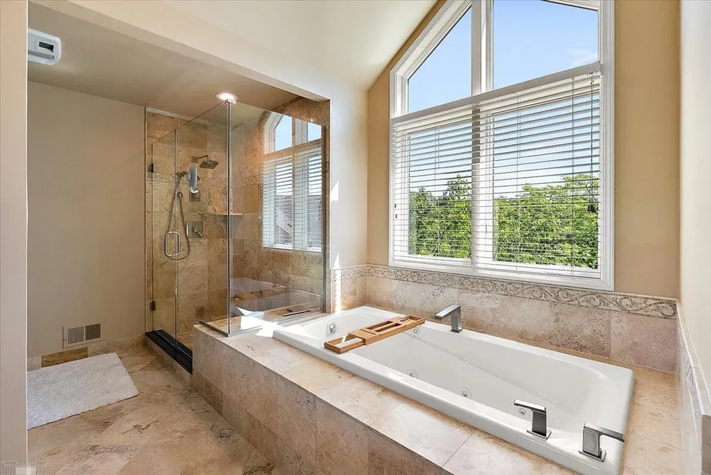 26151 Harbour Pointe Drive Harrison Charter Township MI 48045