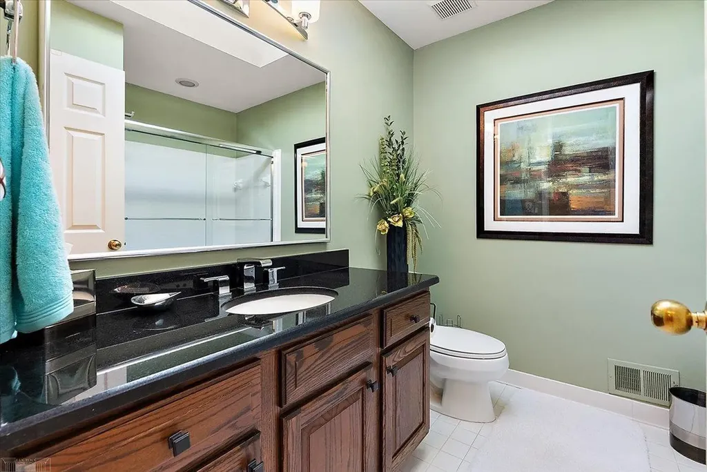 26151 Harbour Pointe Drive Harrison Charter Township MI 48045