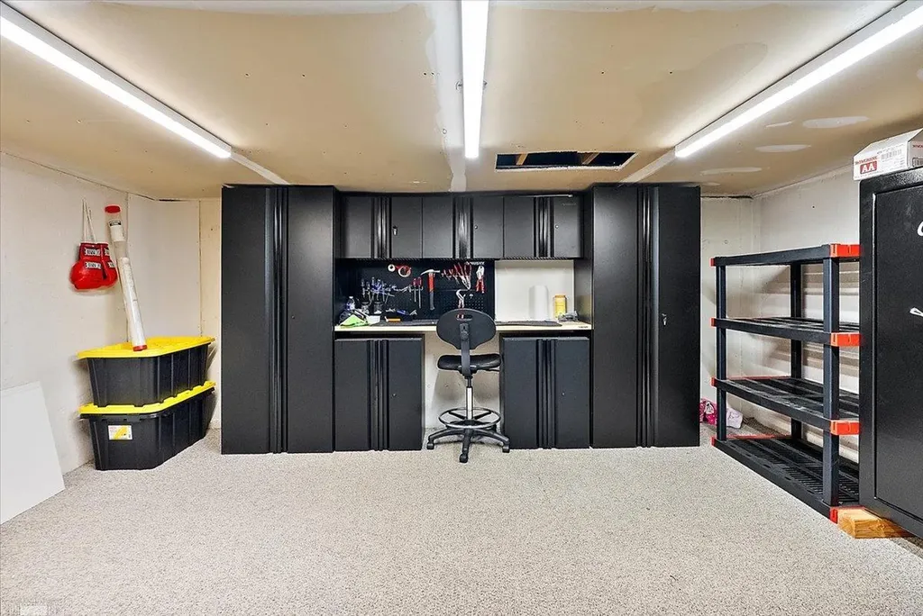26151 Harbour Pointe Drive Harrison Charter Township MI 48045