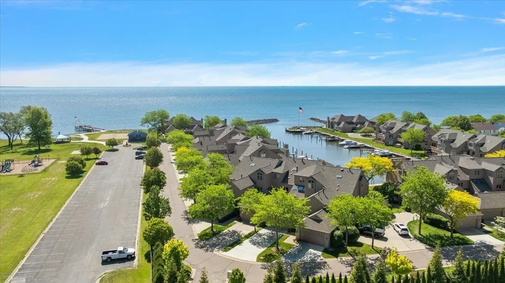 26151 Harbour Pointe Drive Harrison Charter Township MI 48045