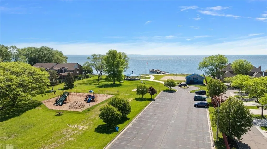 26151 Harbour Pointe Drive Harrison Charter Township MI 48045