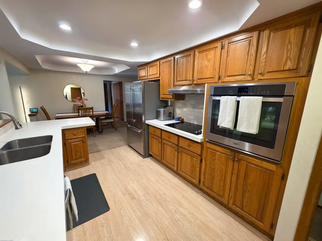 36687 Briarcliff Road Sterling Heights City MI 48312