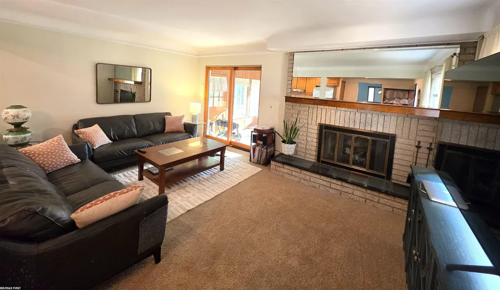 36687 Briarcliff Road Sterling Heights City MI 48312