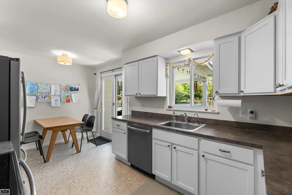 218 Ewell Street Romeo Village MI 48065