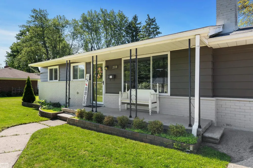 218 Ewell Street Romeo Village MI 48065