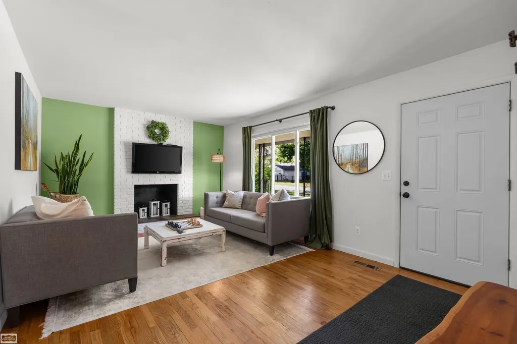 218 Ewell Street Romeo Village MI 48065