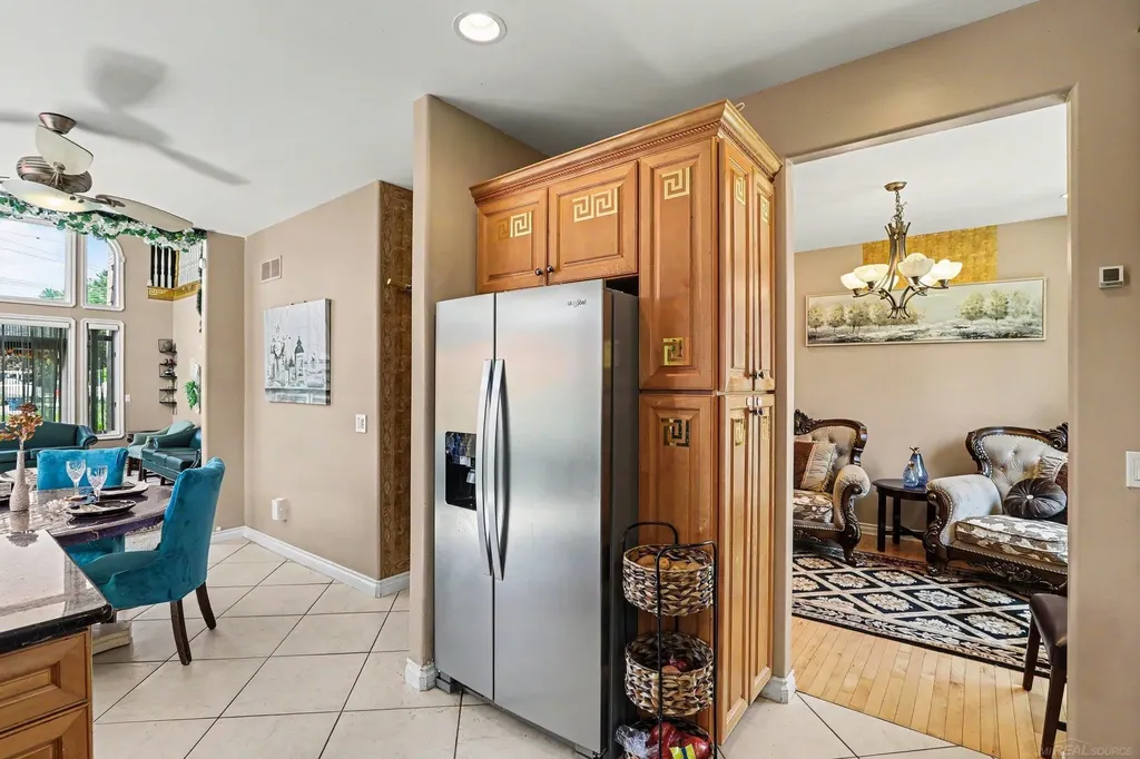 38035 Pointe Rosa Street Harrison Charter Township MI 48045