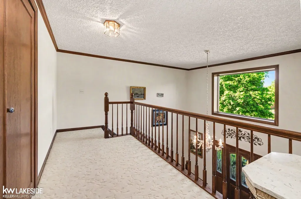 47744 Westlake Drive Shelby Charter Township MI 48315