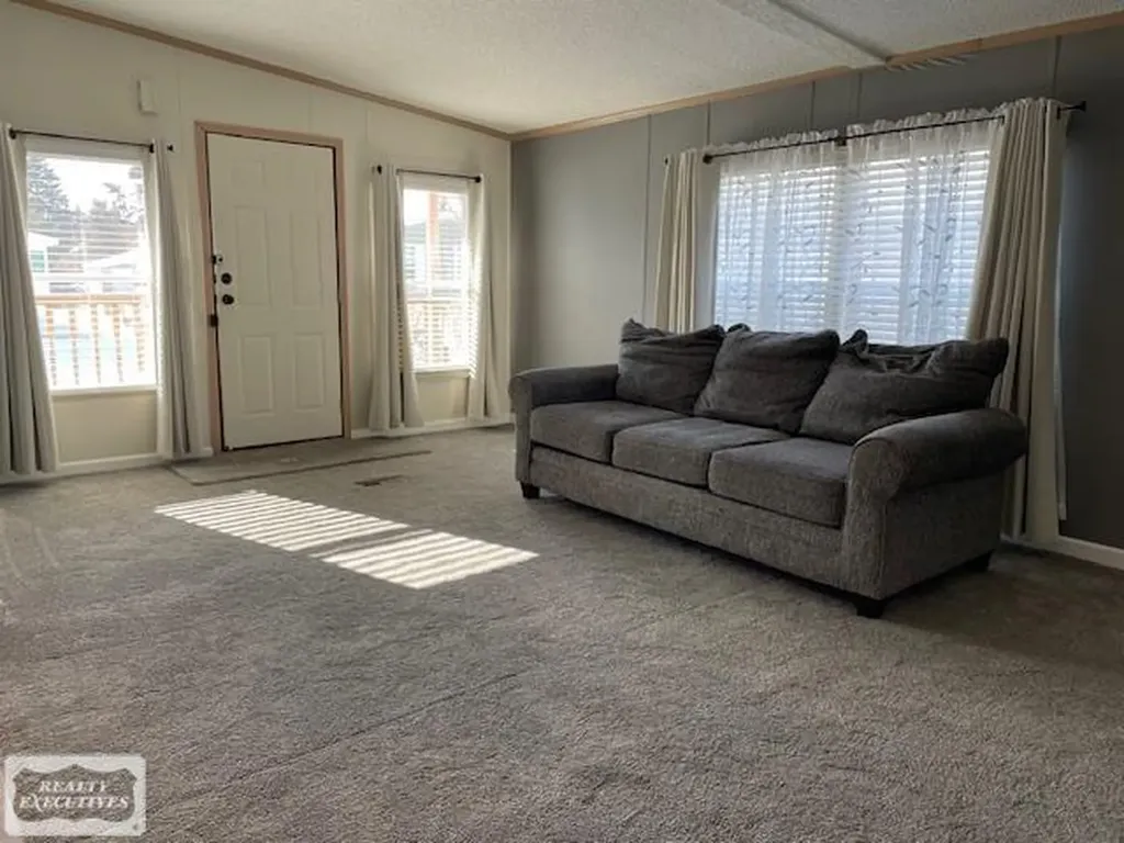 12363 Cedar Knoll Court Shelby Charter Township MI 48315