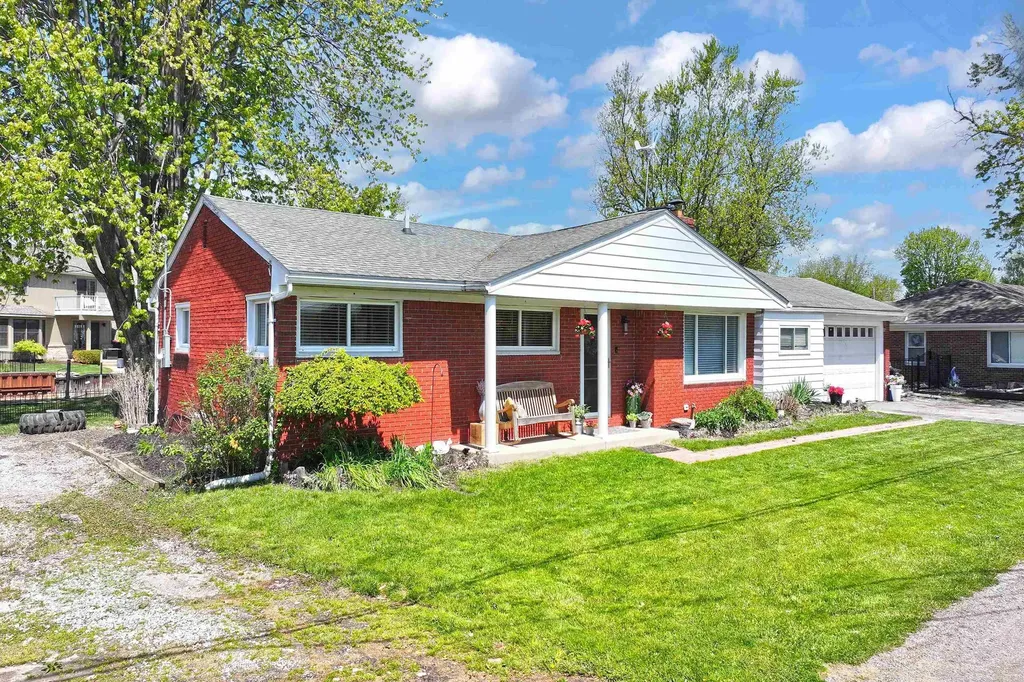 46891 Roselane Drive Chesterfield Township MI 48047
