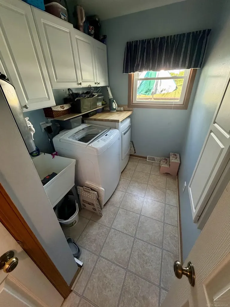 4130 Green Corners Road Hadley Township MI 48455
