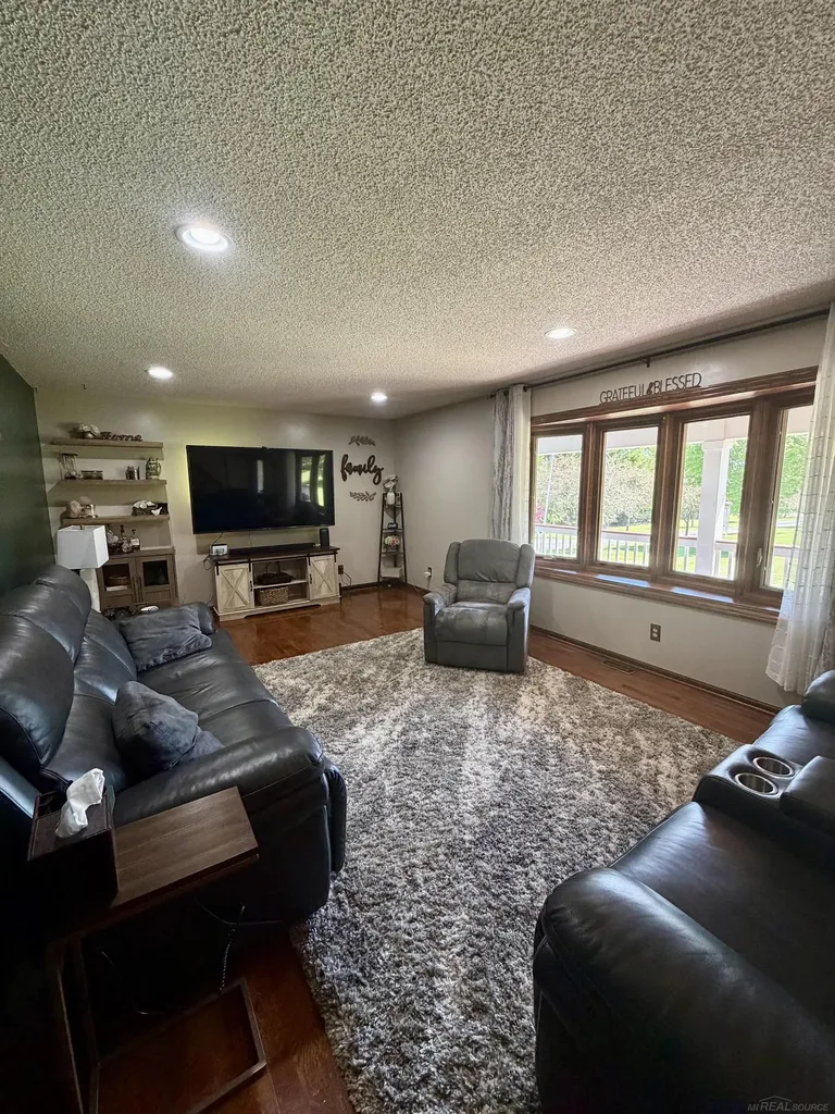 4130 Green Corners Road Hadley Township MI 48455