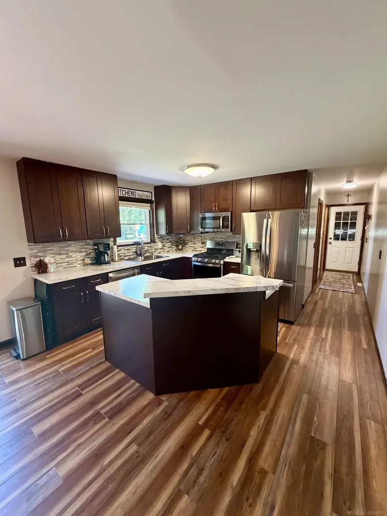 4130 Green Corners Road Hadley Township MI 48455