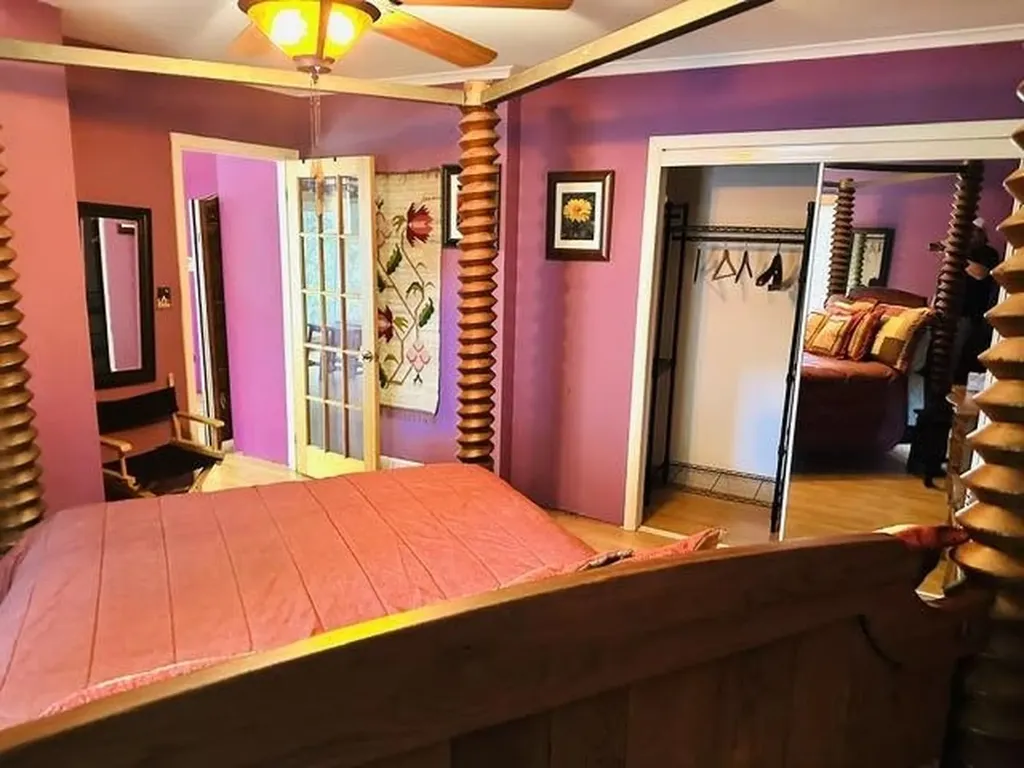 49905 North Avenue Macomb Township MI 48042