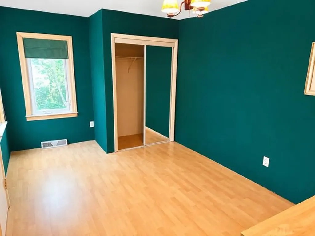 49905 North Avenue Macomb Township MI 48042