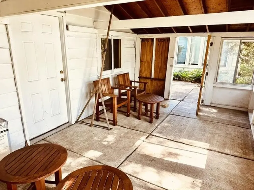 49905 North Avenue Macomb Township MI 48042