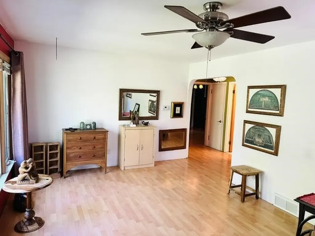 49905 North Avenue Macomb Township MI 48042