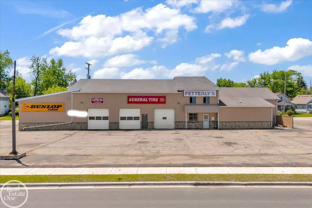 2026 Lapeer Road Port Huron City MI 48060