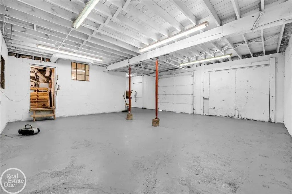 2026 Lapeer Road Port Huron City MI 48060