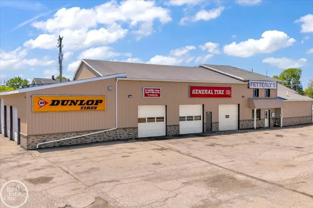 2026 Lapeer Road Port Huron City MI 48060
