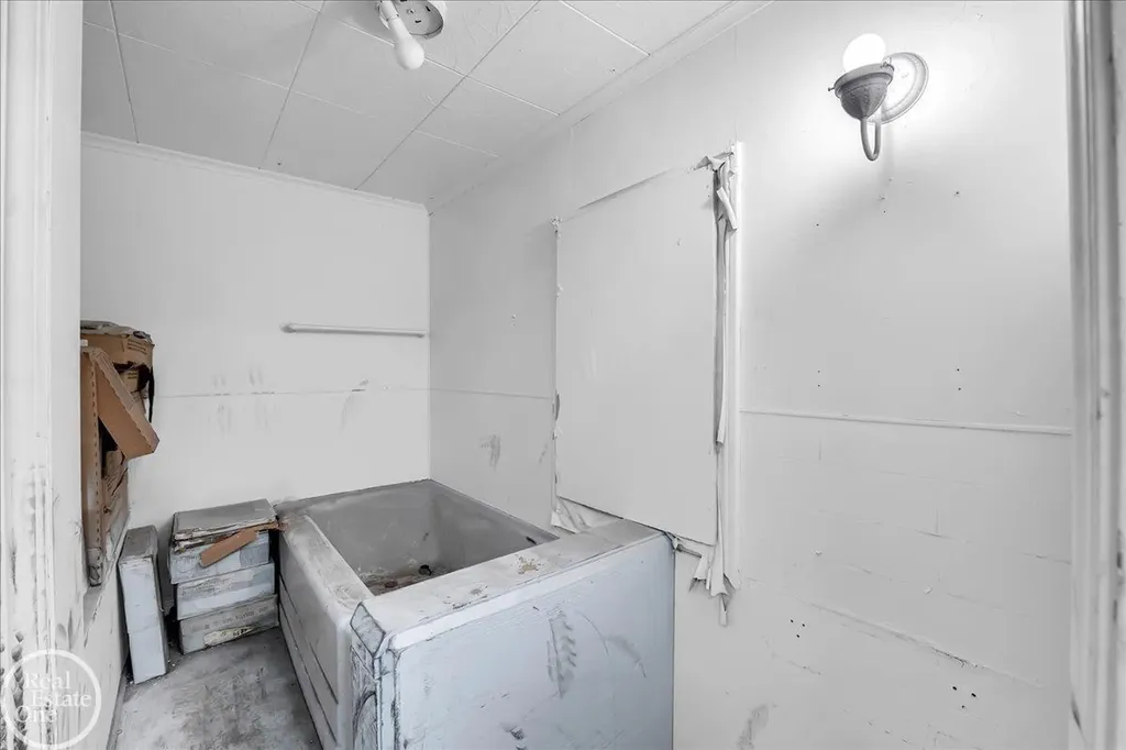2026 Lapeer Road Port Huron City MI 48060