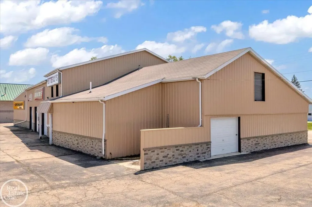 2026 Lapeer Road Port Huron City MI 48060