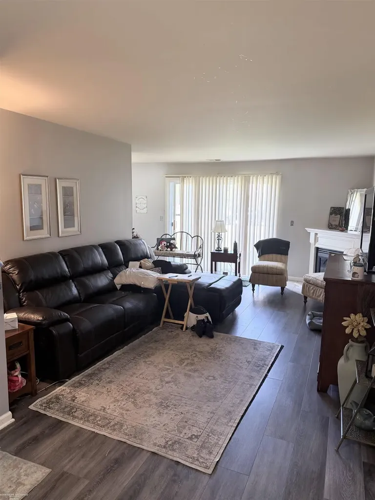 45683 Gable Drive Macomb Township MI 48044