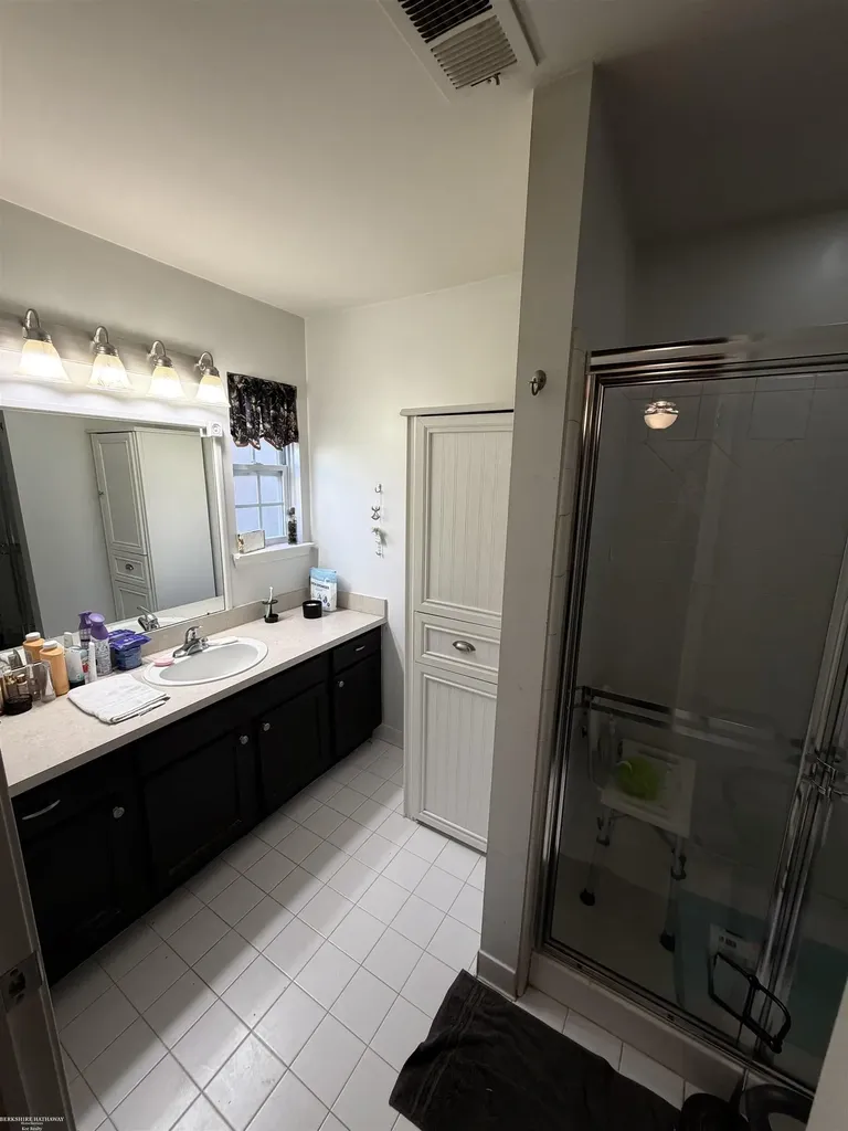 45683 Gable Drive Macomb Township MI 48044