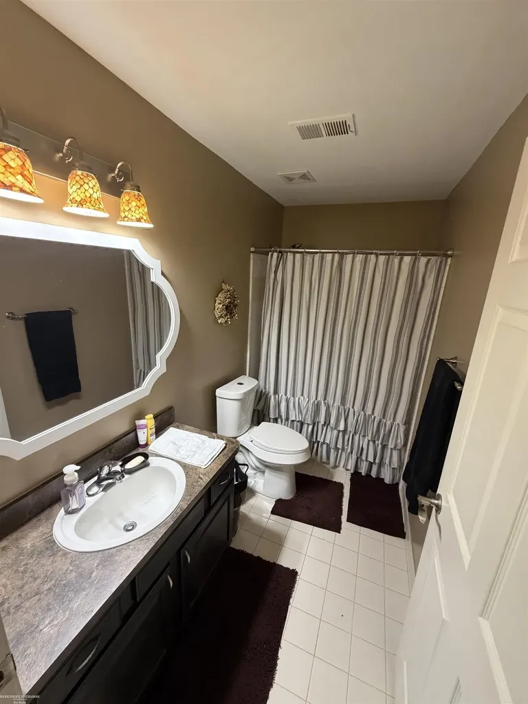 45683 Gable Drive Macomb Township MI 48044
