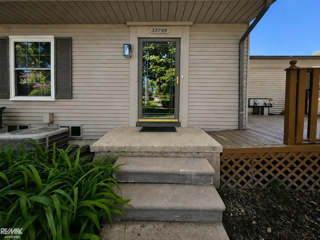 33799 Bayview Drive Chesterfield Township MI 48047