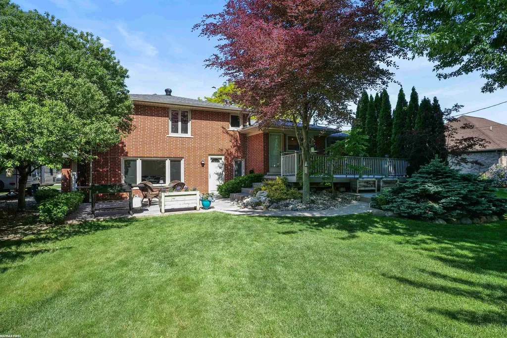 46368 Community Center Drive Chesterfield Township MI 48047