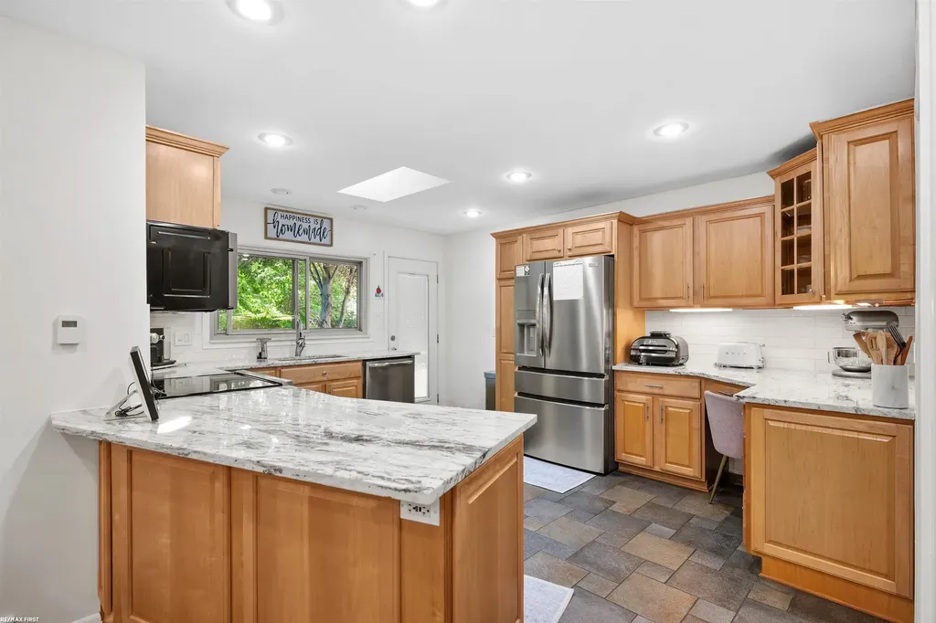 46368 Community Center Drive Chesterfield Township MI 48047