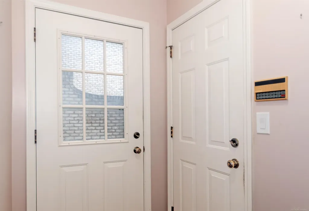 174 Windwood Pointe Street St. Clair Shores City MI 48080