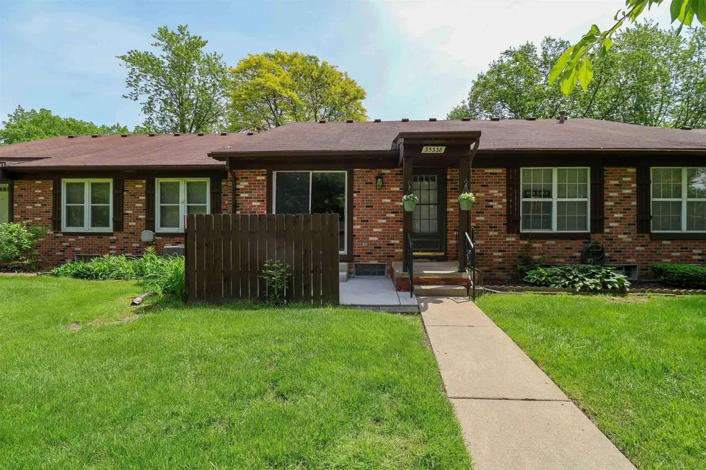 35338 Bristlecone Drive Clinton Charter Township MI 48035
