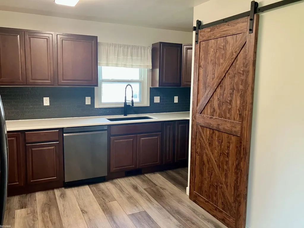36251 Milo Street New Baltimore City MI 48047