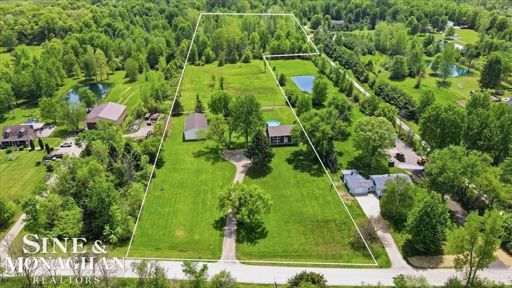 7619 Adair Road Casco Township MI 48064