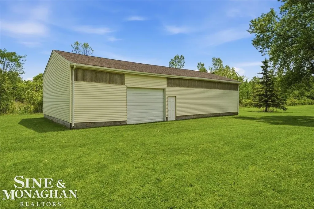 7619 Adair Road Casco Township MI 48064