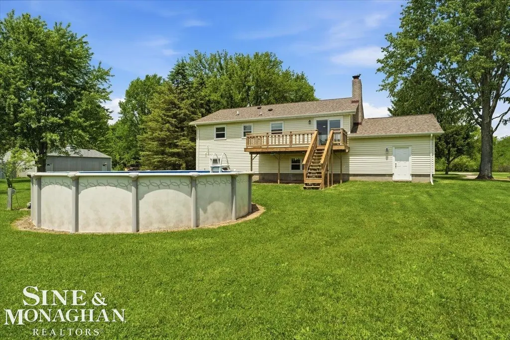 7619 Adair Road Casco Township MI 48064
